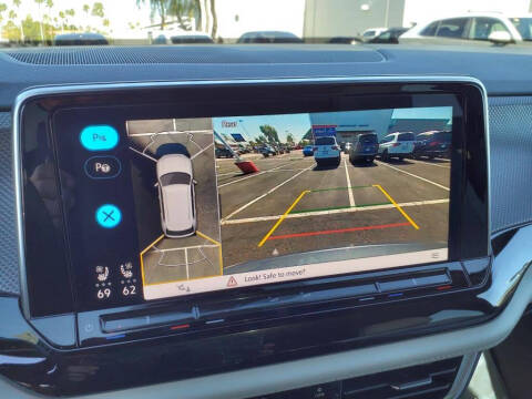 2025 Volkswagen Atlas Cross Sport SEL Premium R-Line 4Motion