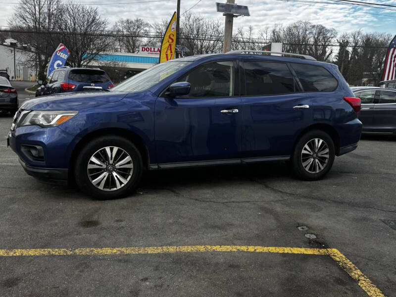 2017 Nissan Pathfinder SL