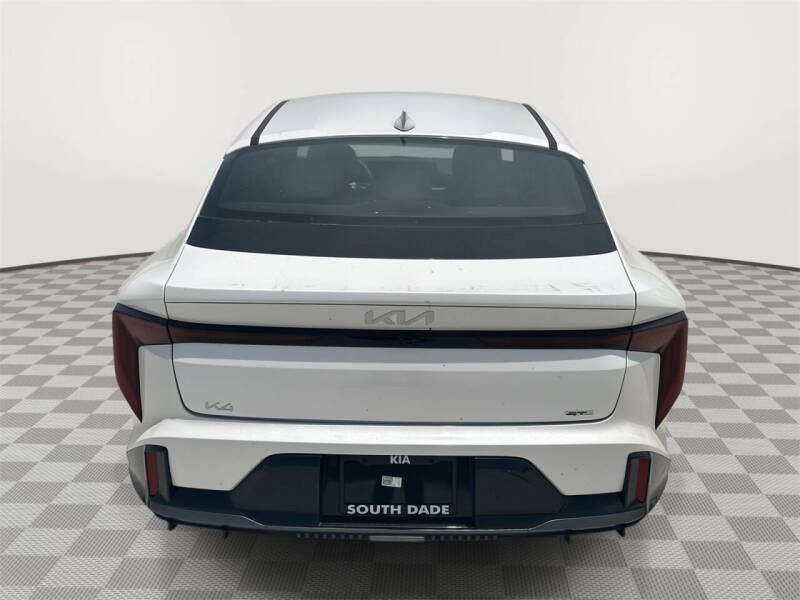 2026 Kia K4 GT-Line