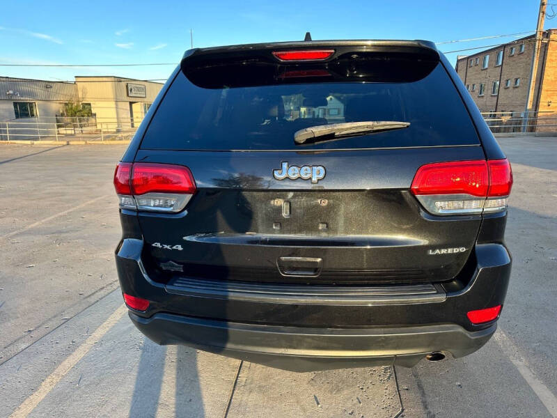 2016 Jeep Grand Cherokee Laredo