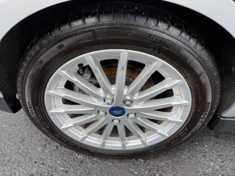 2013 Ford C-MAX Hybrid SEL