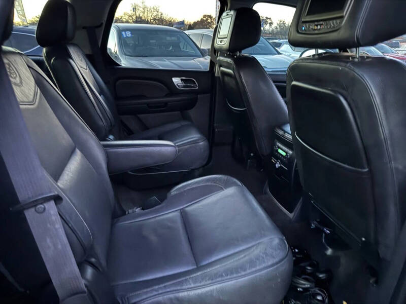 2014 Cadillac Escalade Platinum
