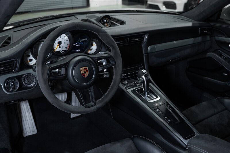 2018 Porsche 911 GT3