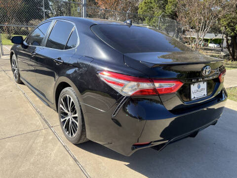 2019 Toyota Camry SE