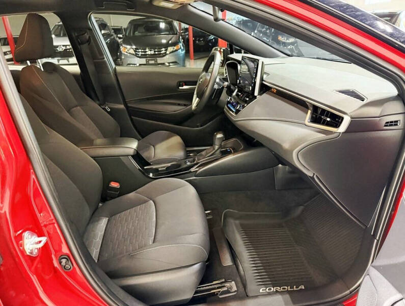 2021 Toyota Corolla Hatchback SE