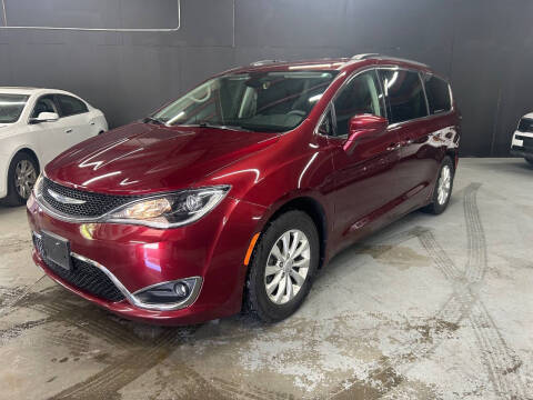 2018 Chrysler Pacifica Touring Plus