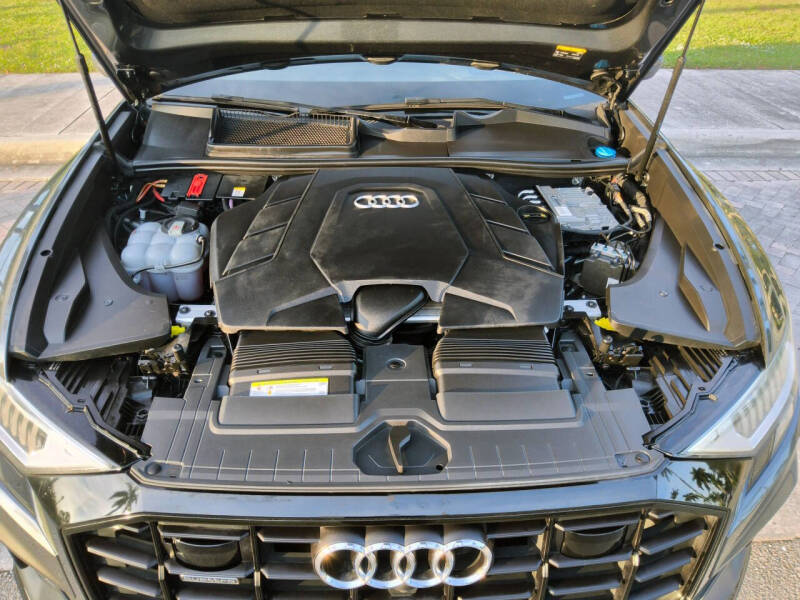 2019 Audi Q8 quattro Prestige 55 TFSI