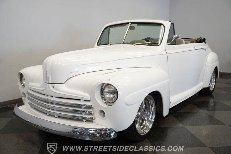 1947 Ford Deluxe