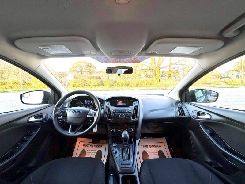 2017 Ford Focus SE