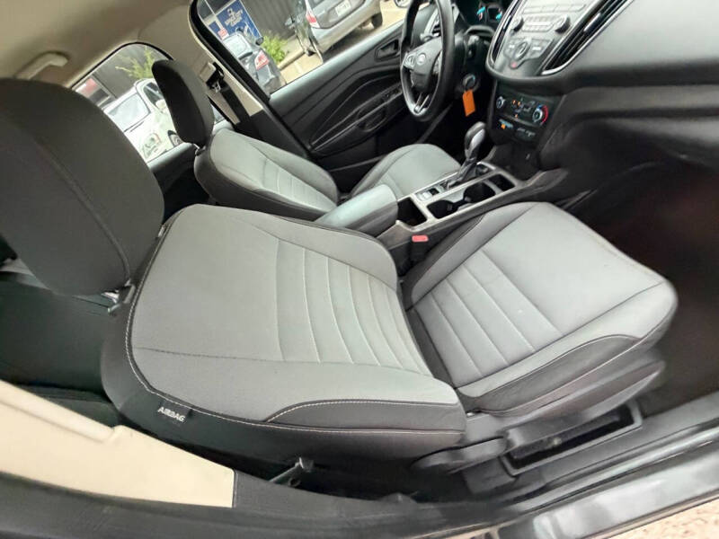 2019 Ford Escape S