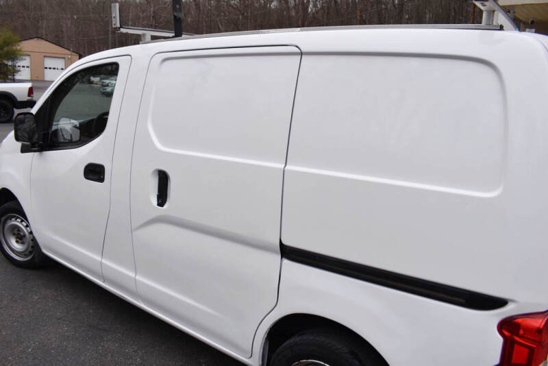 2017 Nissan NV200 SV