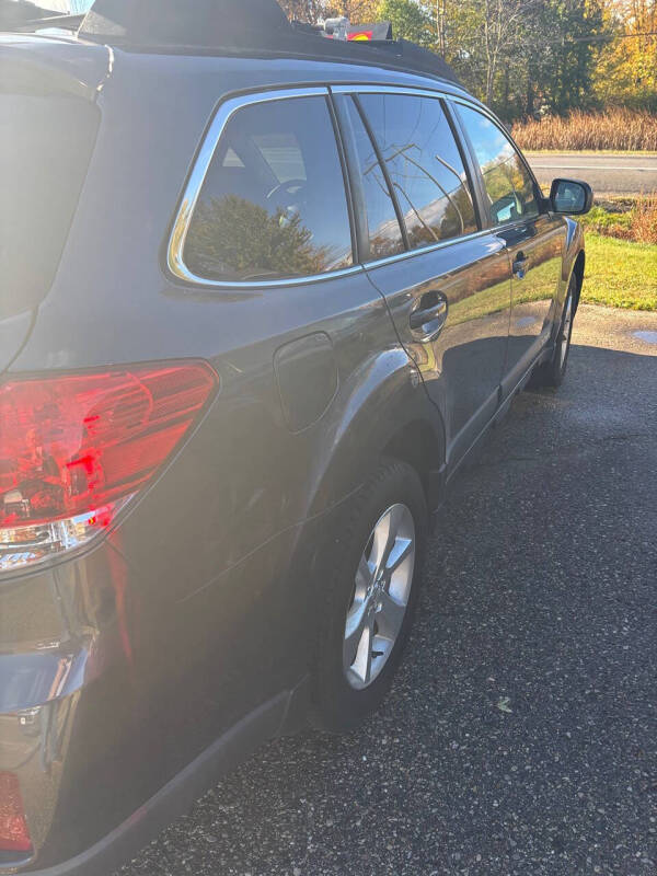 2013 Subaru Outback 2.5i Limited