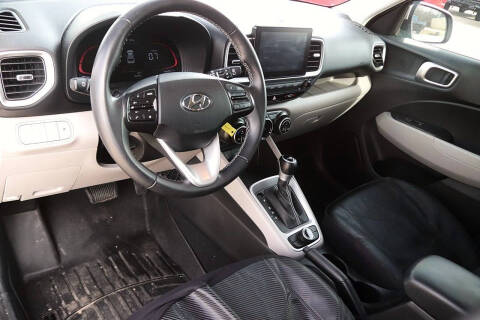 2023 Hyundai Venue SEL