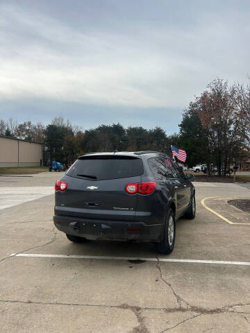 2010 Chevrolet Traverse LT