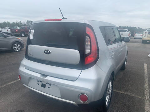 2018 Kia Soul +