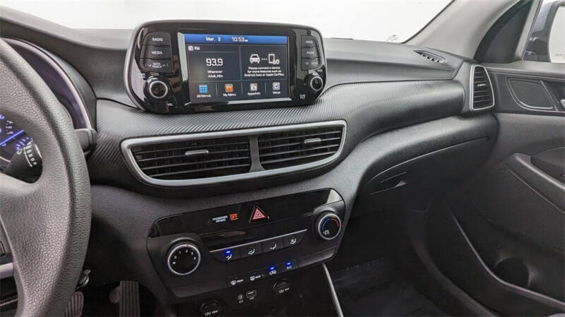 2021 Hyundai Tucson SE