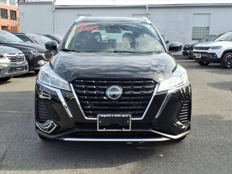 2024 Nissan Kicks SV