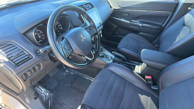 2024 Mitsubishi Outlander Sport SE