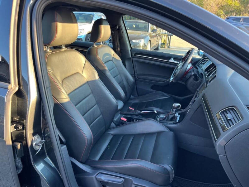 2016 Volkswagen Golf GTI