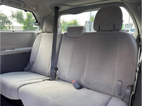 2016 Toyota Sienna