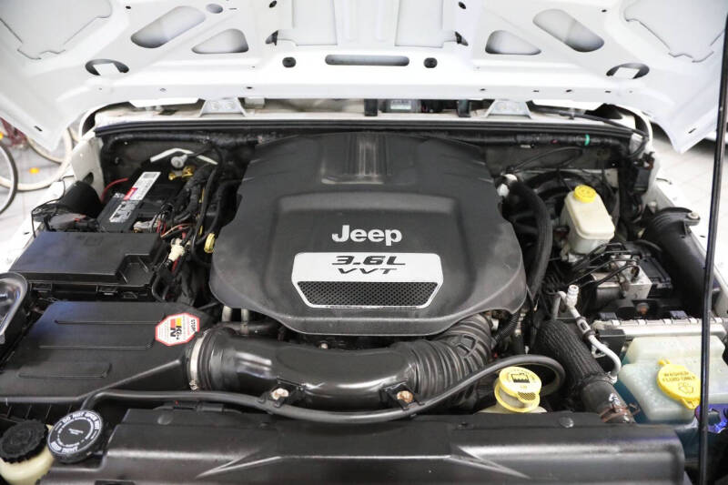 2012 Jeep Wrangler Unlimited Sahara