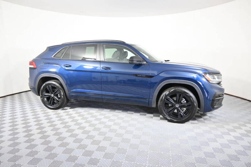 2023 Volkswagen Atlas Cross Sport V6 SEL R-Line Black 4Motion