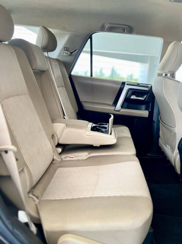 2017 Toyota 4Runner SR5