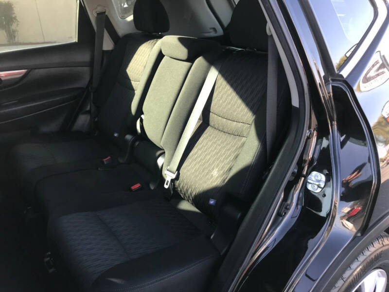 2020 Nissan Rogue S