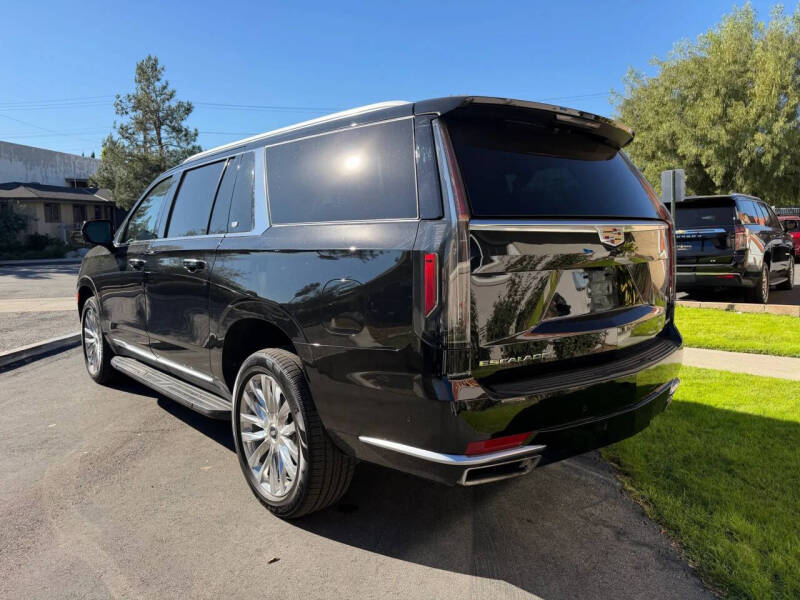 2023 Cadillac Escalade ESV Premium Luxury