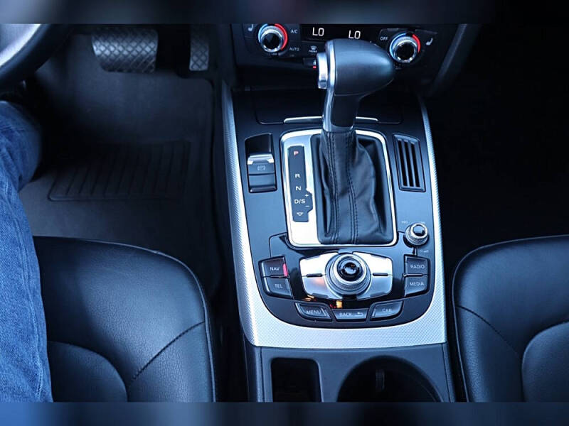 2015 Audi A4 2.0T quattro Premium