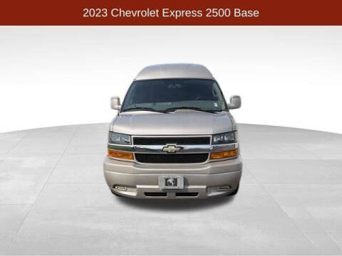 2023 Chevrolet Express 2500