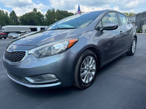 2015 Kia Forte5 for sale at Patrick Auto Group in Knox IN