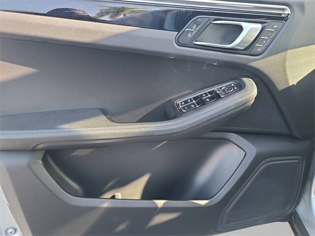 2021 Porsche Macan S