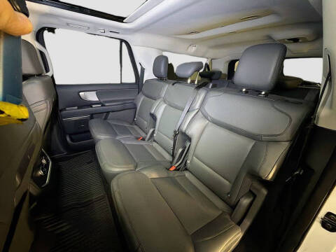 2026 Ford Expedition MAX Active