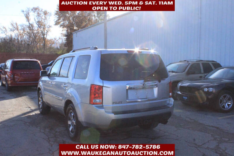 2010 Honda Pilot Touring w/Navi w/DVD