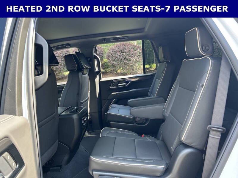 2025 GMC Yukon Elevation