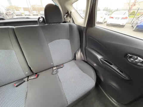 2015 Nissan Versa Note SV