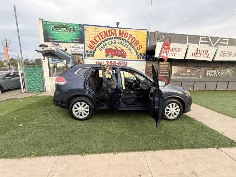 2016 Nissan Rogue SV