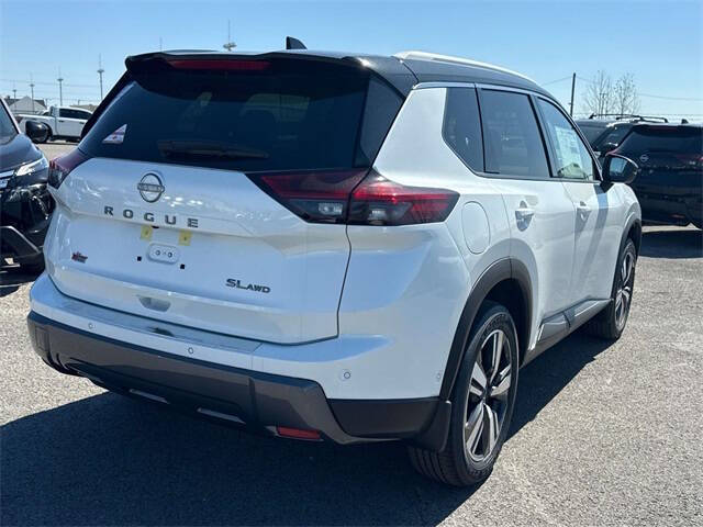 2025 Nissan Rogue SL