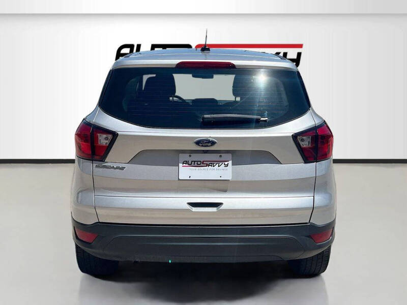 2019 Ford Escape S