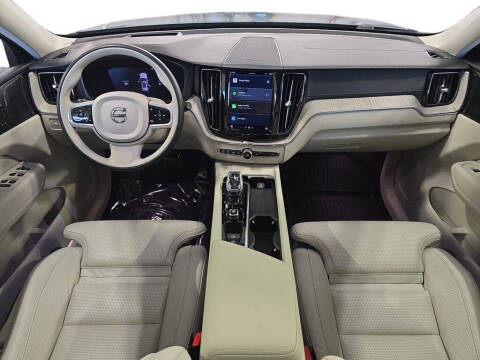 2022 Volvo XC60 Recharge T8 Inscription