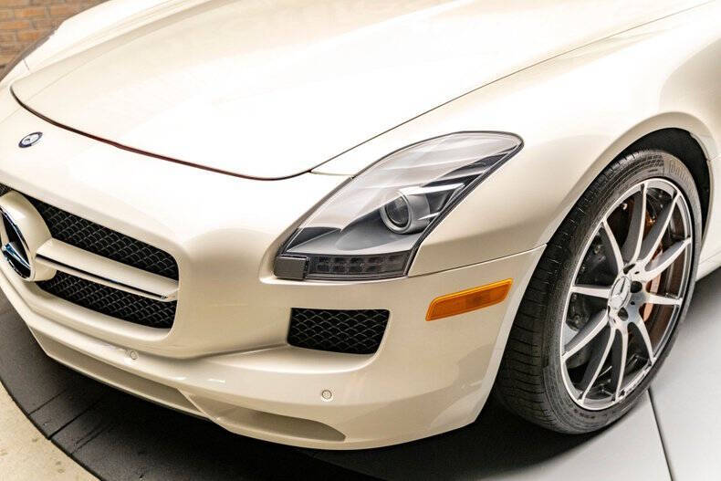 2011 Mercedes-Benz SLS AMG