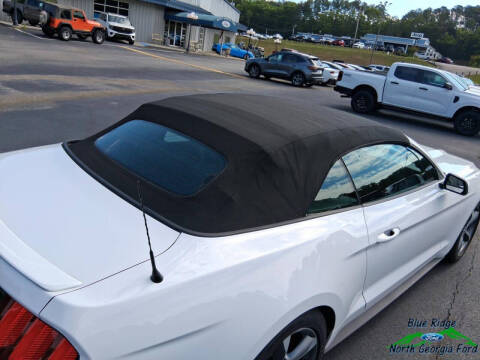 2017 Ford Mustang V6