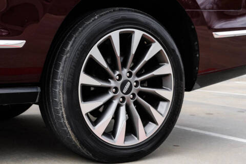 2019 Lincoln Navigator Select