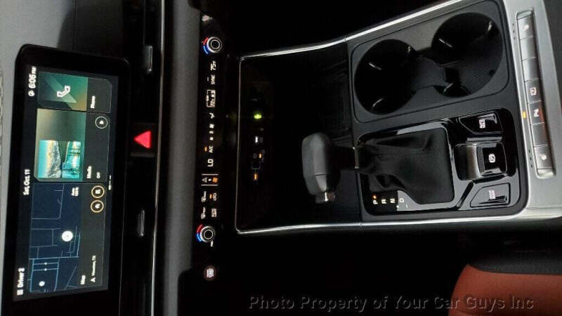 2025 Kia Carnival EX