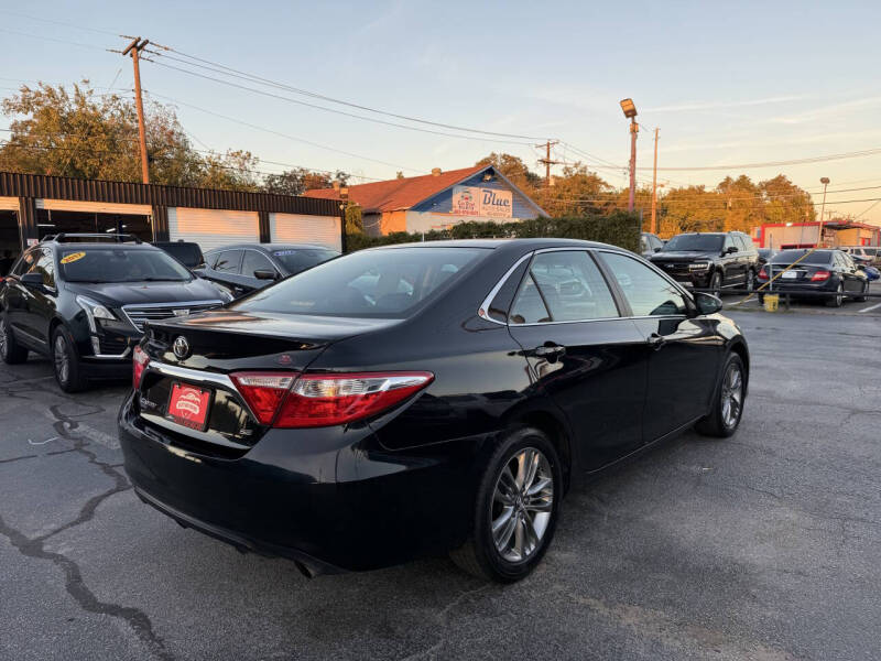 2016 Toyota Camry SE