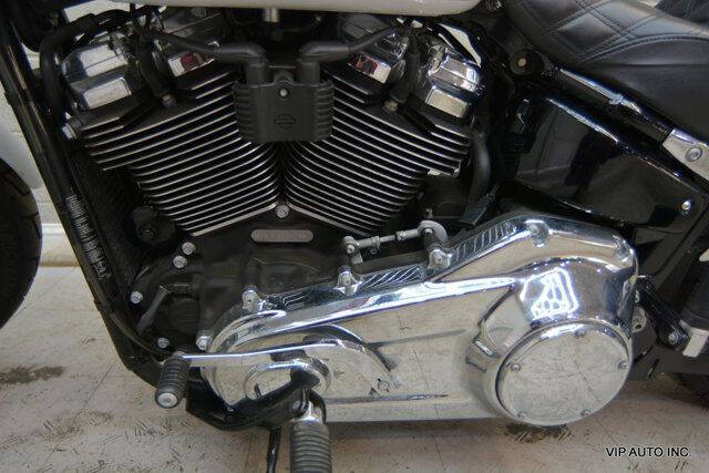 2020 Harley-Davidson FXLR