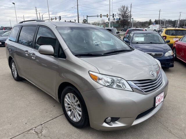 2016 Toyota Sienna