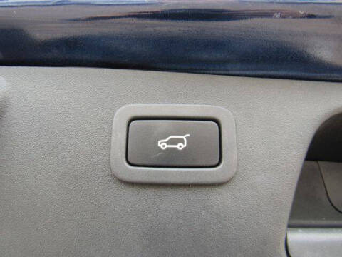 2022 Jaguar E-PACE P250 SE