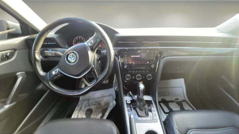 2020 Volkswagen Passat R-Line